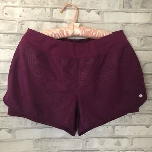Layers size M athletic shorts
